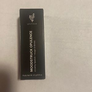 Younique Moodstruck opulence creamy lipstick in shade well-to-do